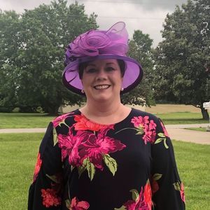 Meet your Posher, Leigh